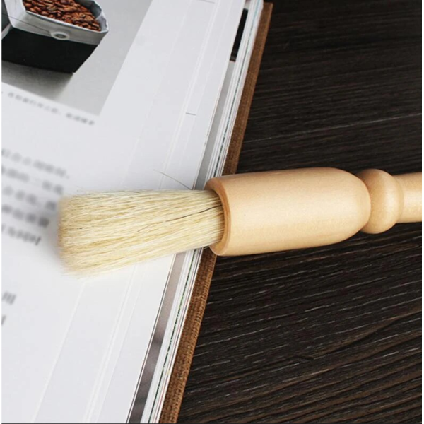One Two Cups Kuas Pembersih Gilingan Kopi Natural Bristles Wood - JN77