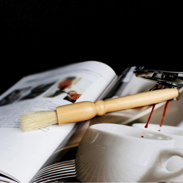 One Two Cups Kuas Pembersih Gilingan Kopi Natural Bristles Wood - JN77