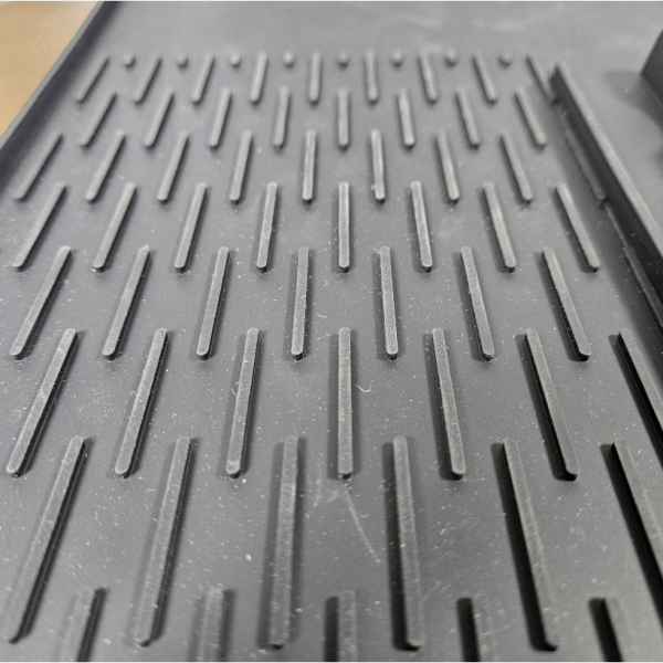 ginee_20251126121600440_4191047408.png One Two Cups Wadah Alas Kopi Tamper Coffee Mat Silicone Tray 2in1 - D-21