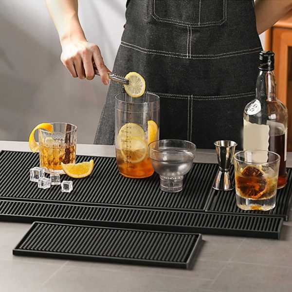 ginee_20251126122447504_2962512781.jpg One Two Cups Bar Mat Rubber Anti Slip Tatakan Gelas Alas Meja - TY3