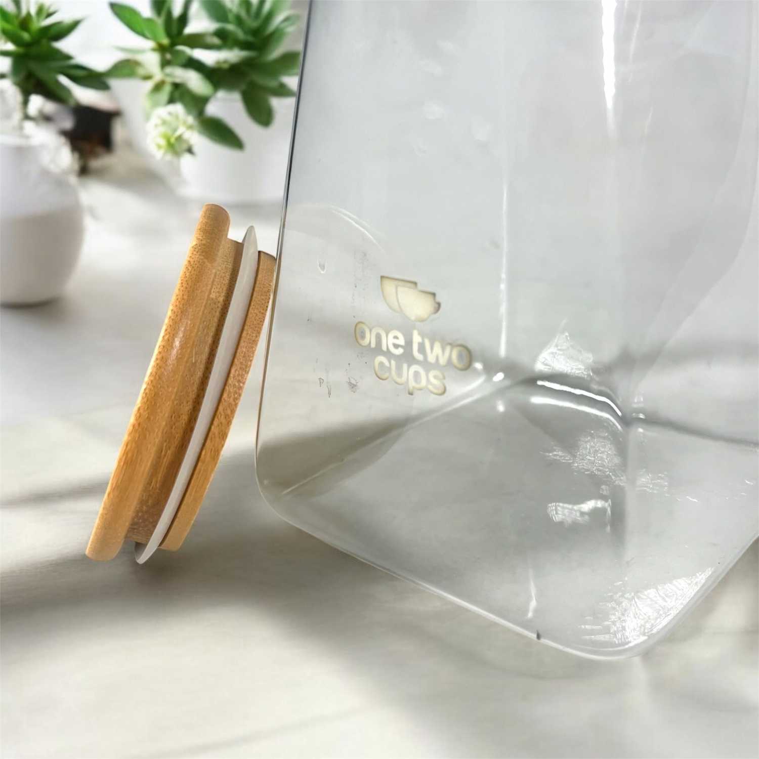 One Two Cups Toples Kaca Penyimpanan Makanan Pyramid Glass Storage Jar - S12