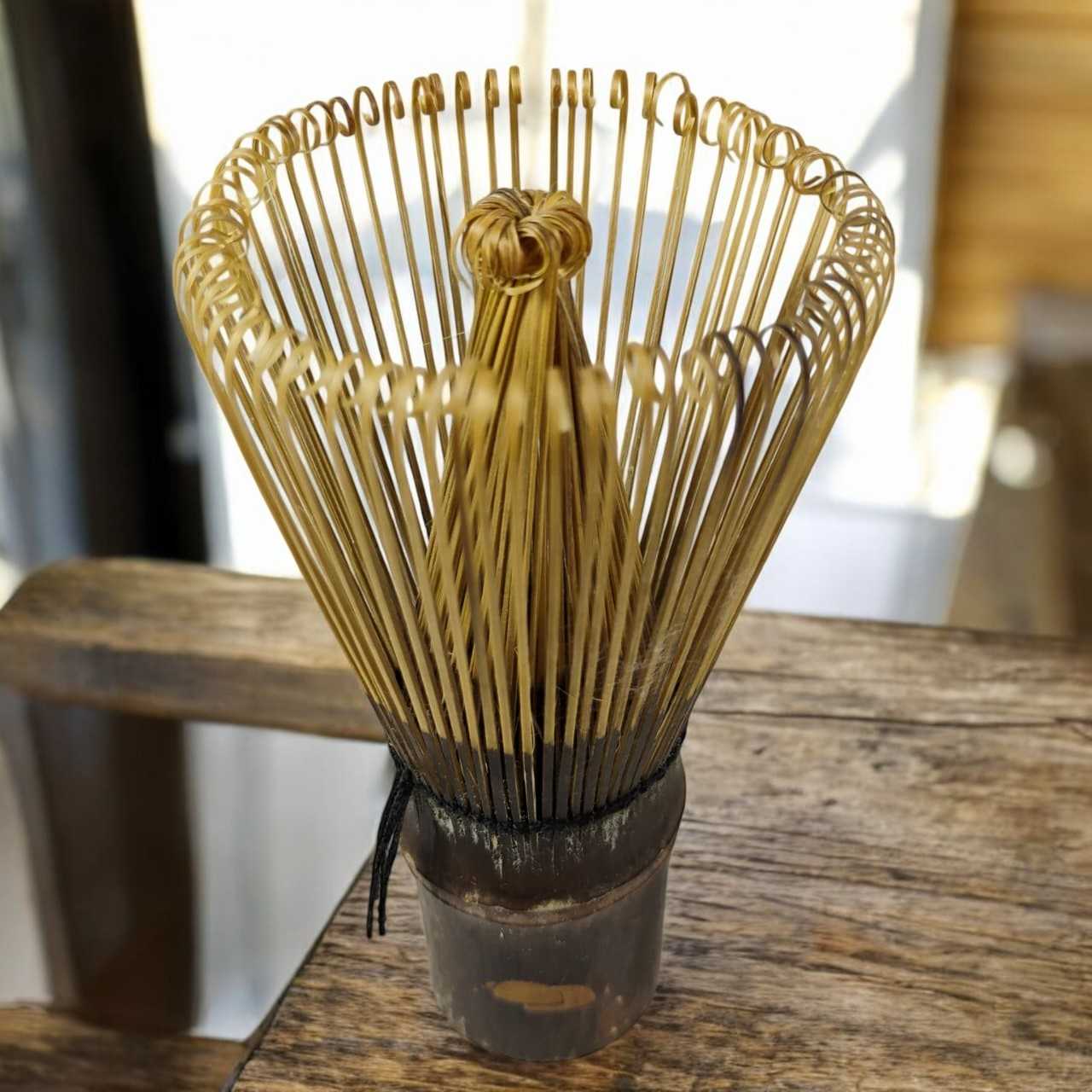 ginee_20260115152306899_3413469109.jpg One Two Cups Chasen Bamboo Whisk Matcha Pengaduk Teh 74 Tangkai - B78