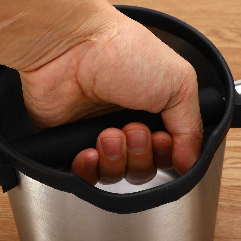 One Two Cups Wadah Ampas Kopi Espresso Knock Box Container 1.8L - FK655