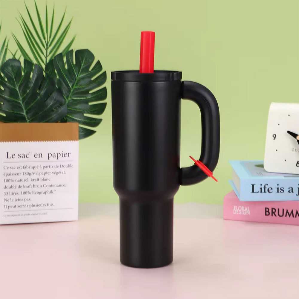 ginee_20260216153508670_7003849177.jpg One Two Cups Botol Minum Tumbler Air Panas Dingin Handle Straw 1.2L - YS-1200