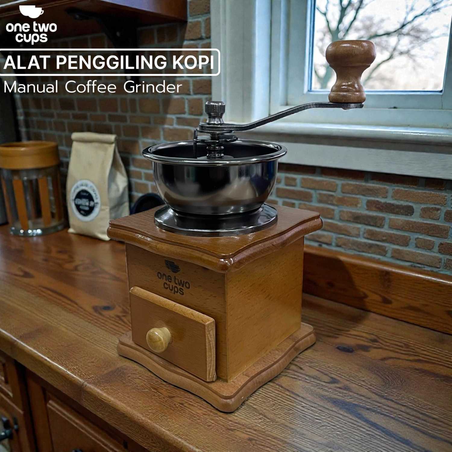 One Two Cups Alat Penggiling Kopi Manual Coffee Grinder Wood - 16290