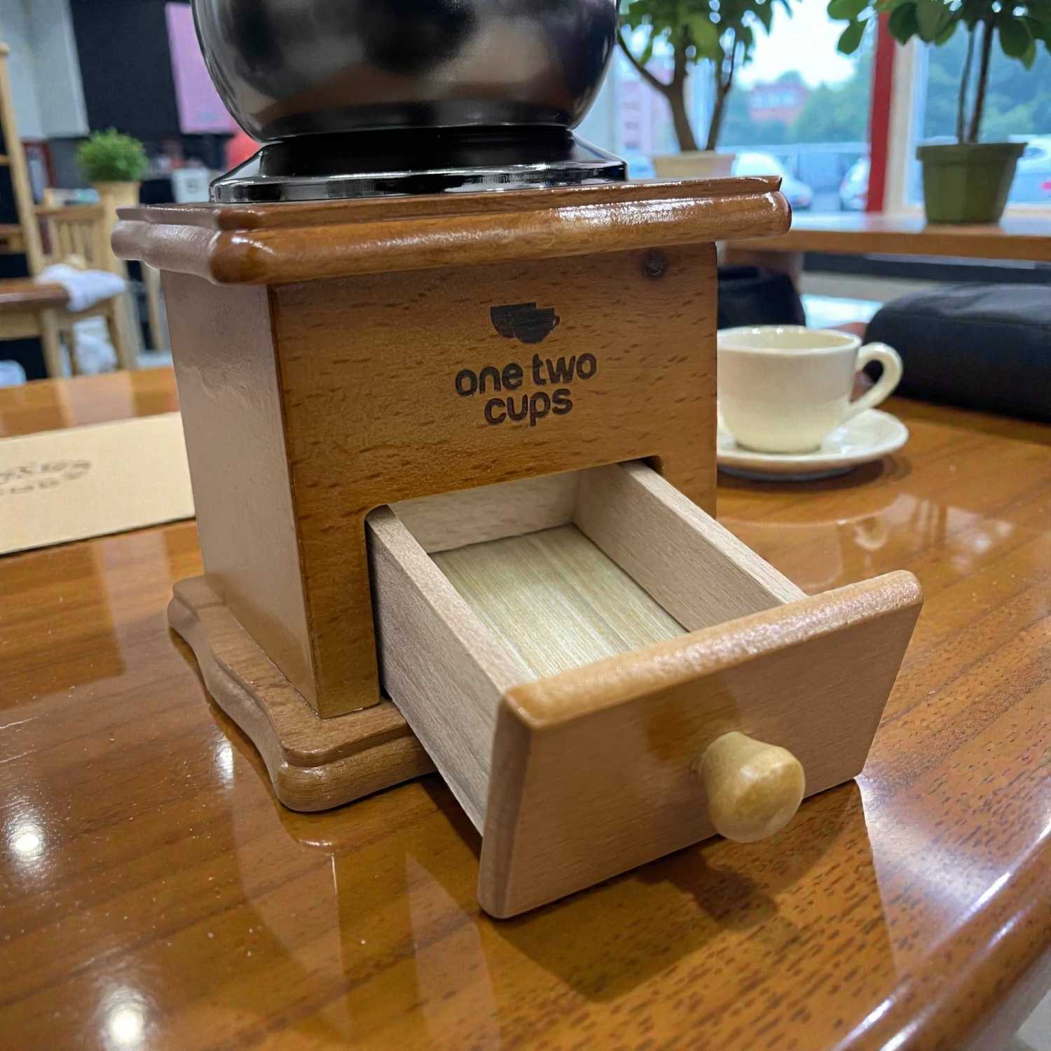 One Two Cups Alat Penggiling Kopi Manual Coffee Grinder Wood - 16290