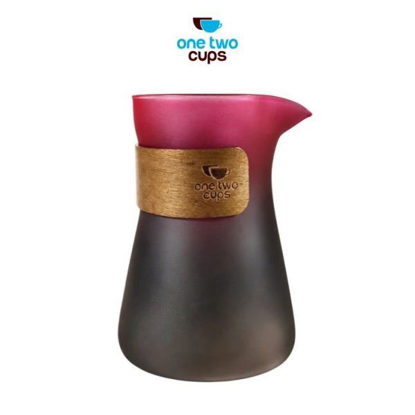ginee_20260930123657991_8749517266.jpeg One Two Cups Coffee Server Chemex Drip Pour Over Teko Pitcher 500ml - L1 - Hitam Merah