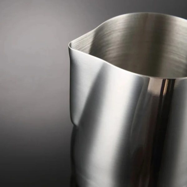 ginee_20260930162123745_0433312842.jpeg One Two Cups Milk Jug Pitcher Susu Latte Art Stainless Steel 304 600ml - DR-400
